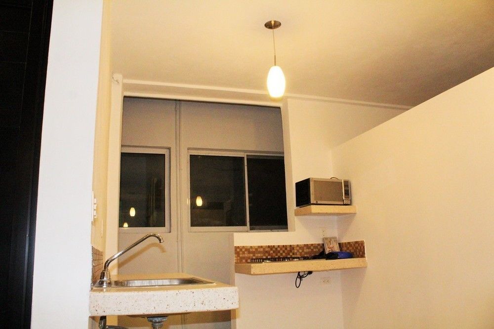 ואיאדוליד Hostal Gayser מראה חיצוני תמונה