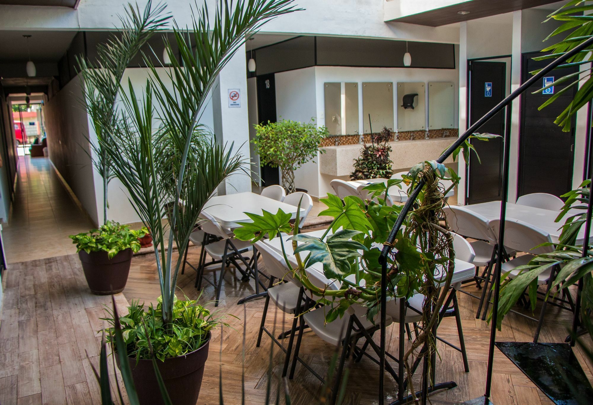 ואיאדוליד Hostal Gayser מראה חיצוני תמונה